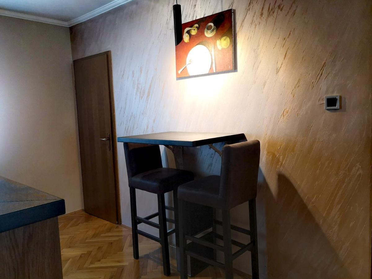 Apartman Villa Čačak Exteriör bild