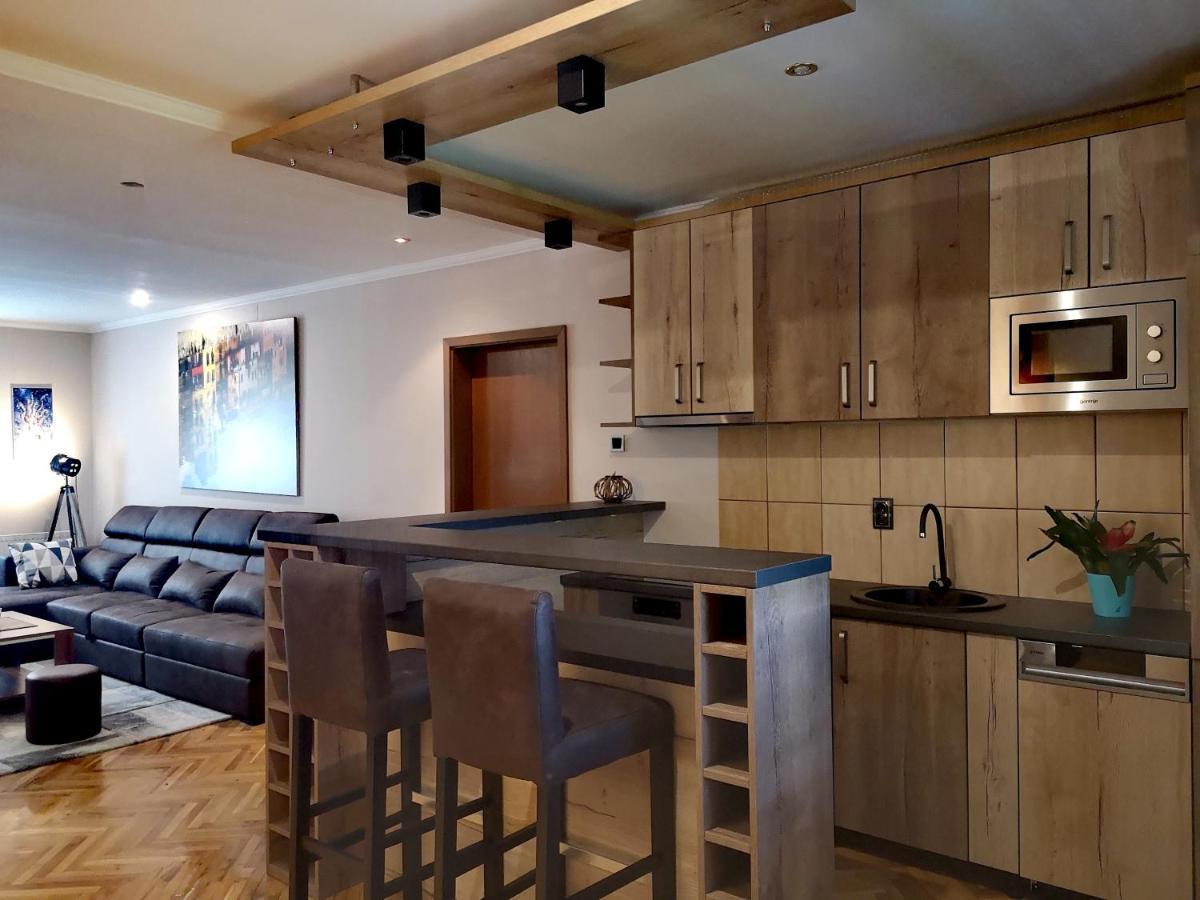 Apartman Villa Čačak Exteriör bild